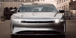 Tesla's troubles gave Lucid a record quarter.jpg Tesla's troubles gave Lucid a record quarter.jpg