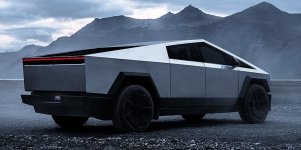 Tesla launches a new lower-trim Cybertruck Long Range RWD version for $70,000.jpg Tesla launches a new lower-trim Cybertruck Long Range RWD version for $70,000.jpg